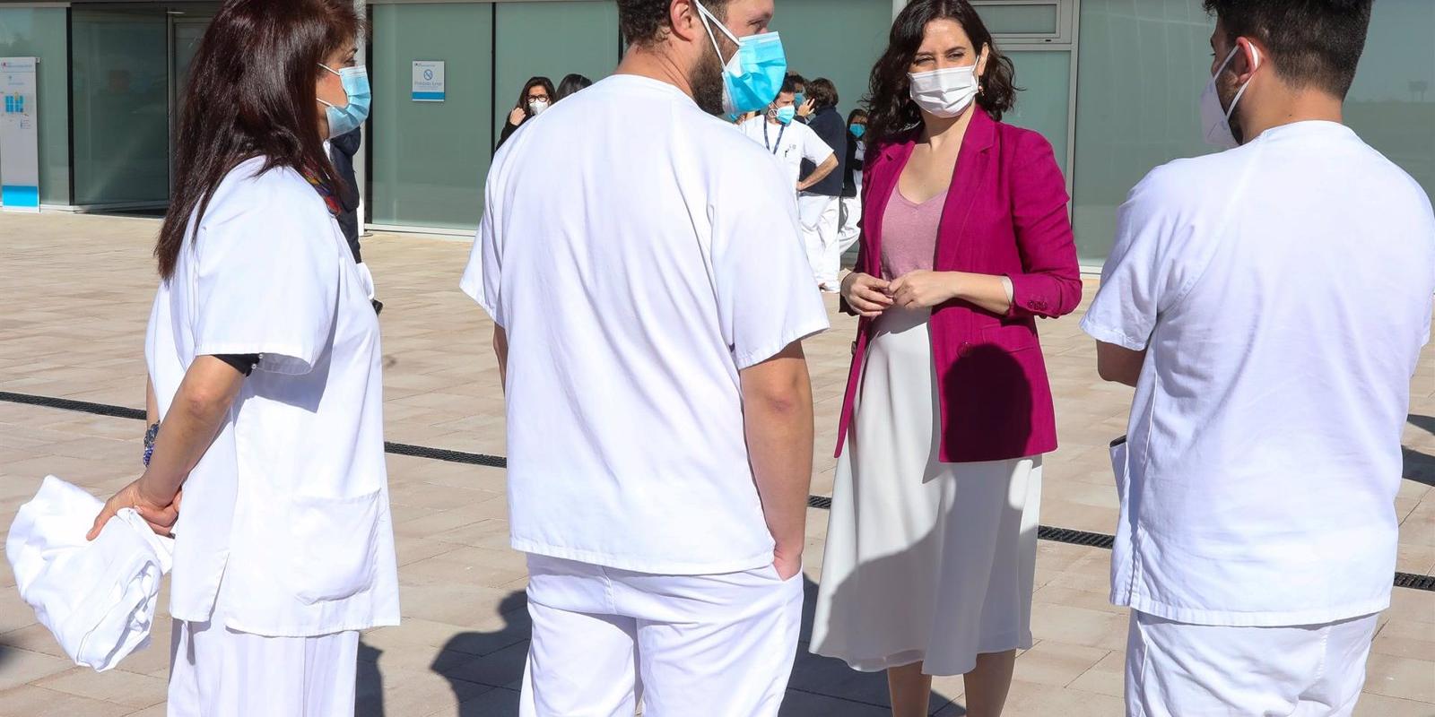 La Comunidad incluirá en mayo el 100% del complemento de productividad en la nómina de los sanitarios