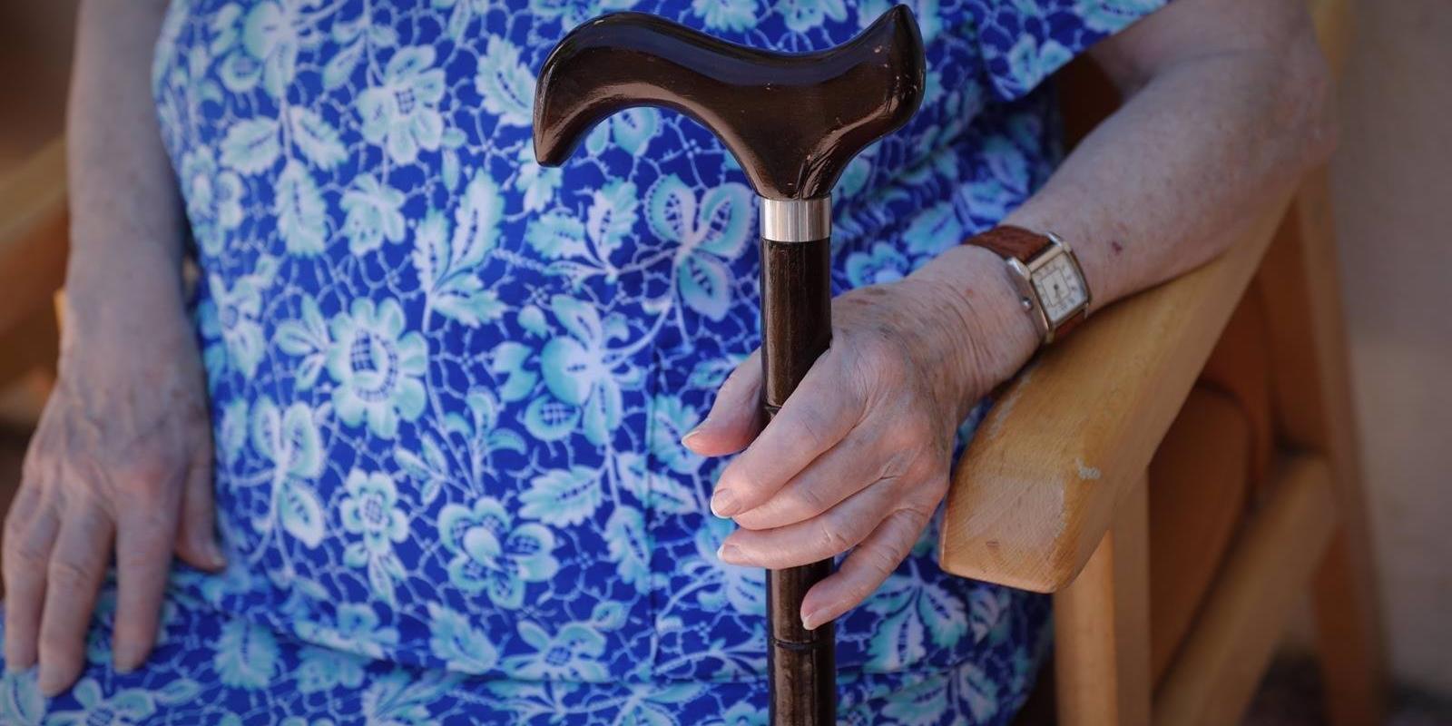 Los fallecimientos en residencias bajan de 771 a dos muertes semanales en dos meses gracias a las vacunas