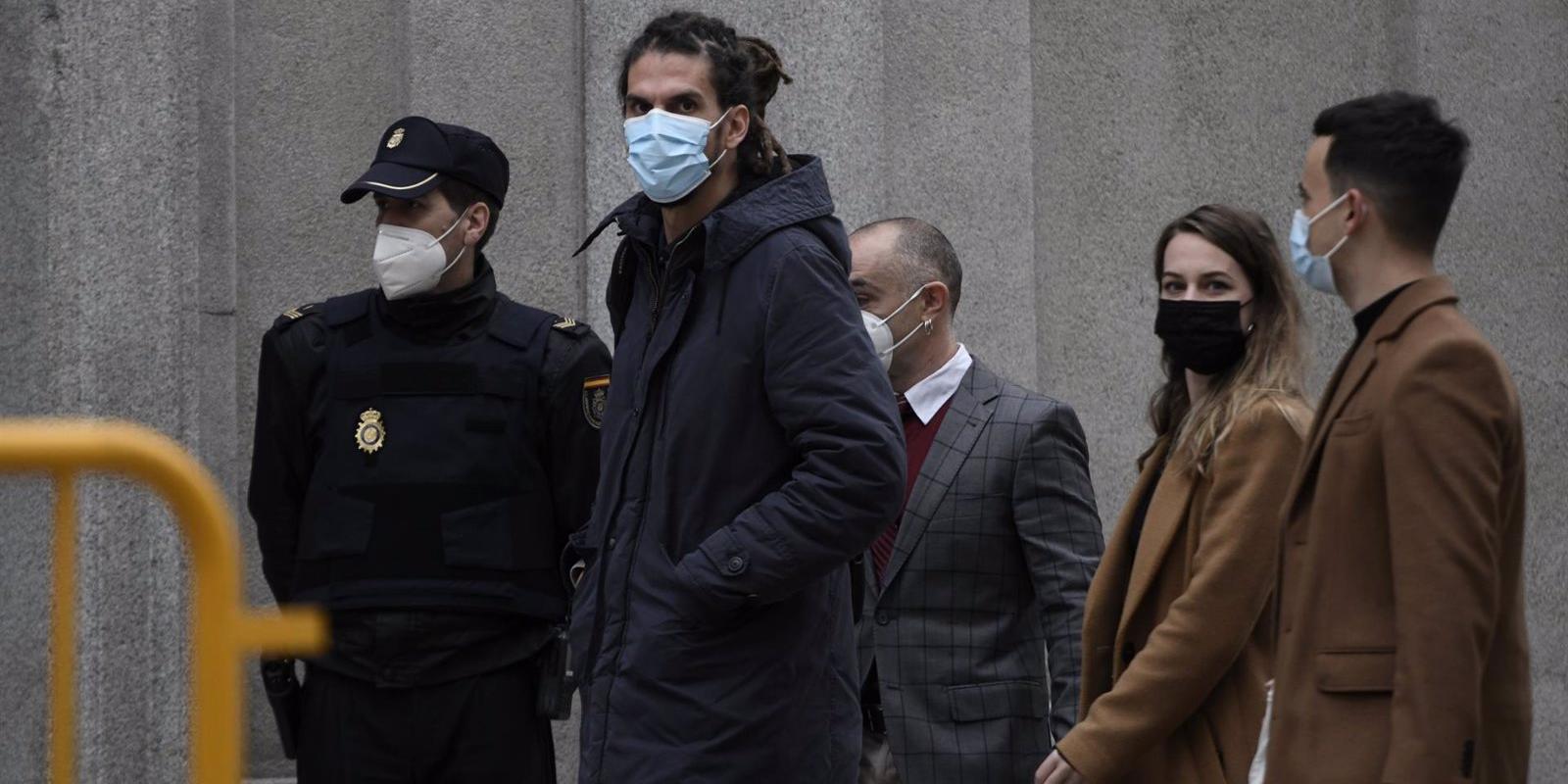 El Supremo propone juzgar a Alberto Rodríguez de Podemos por atentado y lesiones