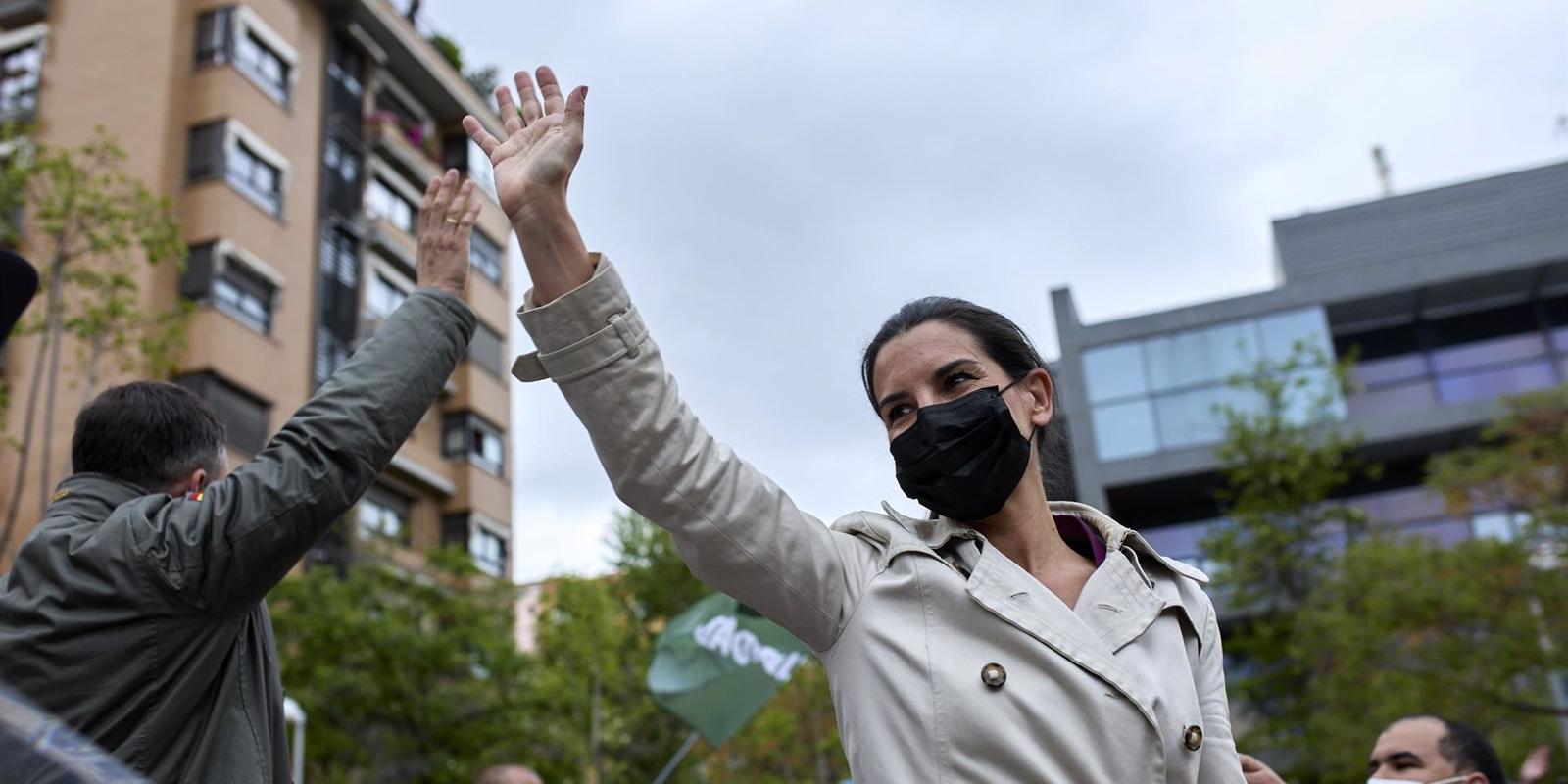 Monasterio critica la gestión "negligente" de Sánchez con las vacunas: "Nos está volviendo a engañar"