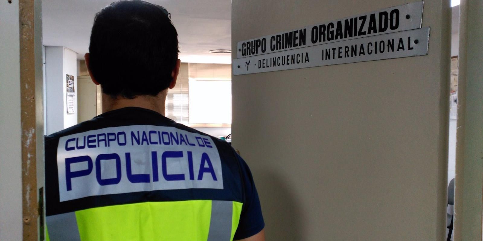 Detenidos dos varones por robar en domicilios en el barrio de Poza del Agua por la técnica del escalo