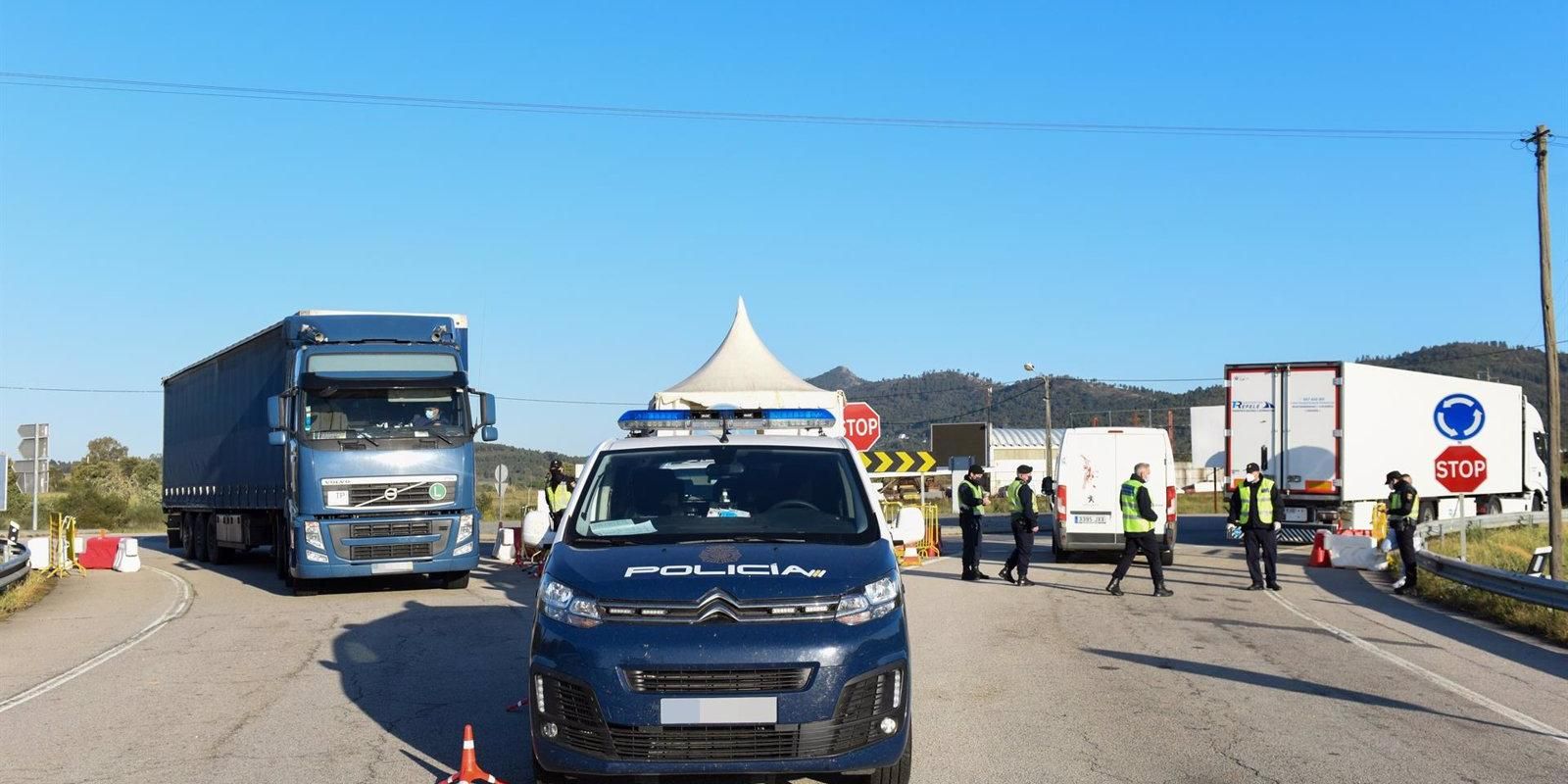 España mantiene los controles en la frontera interior terrestre con Portugal por la situación sanitaria