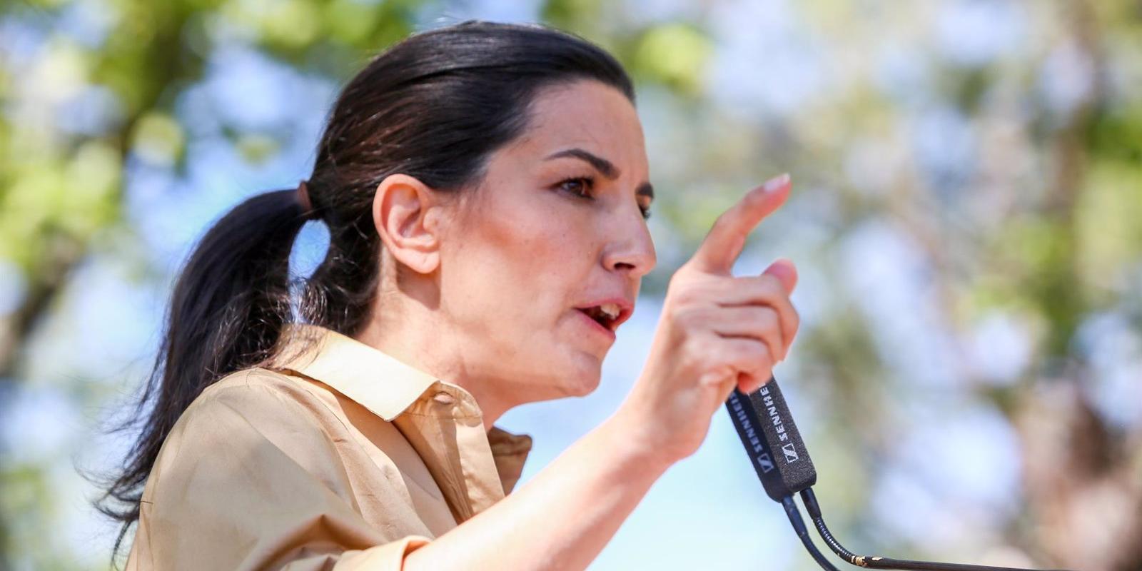 Monasterio pide el apoyo a Vox porque es "el voto que más le duele" a la izquierda