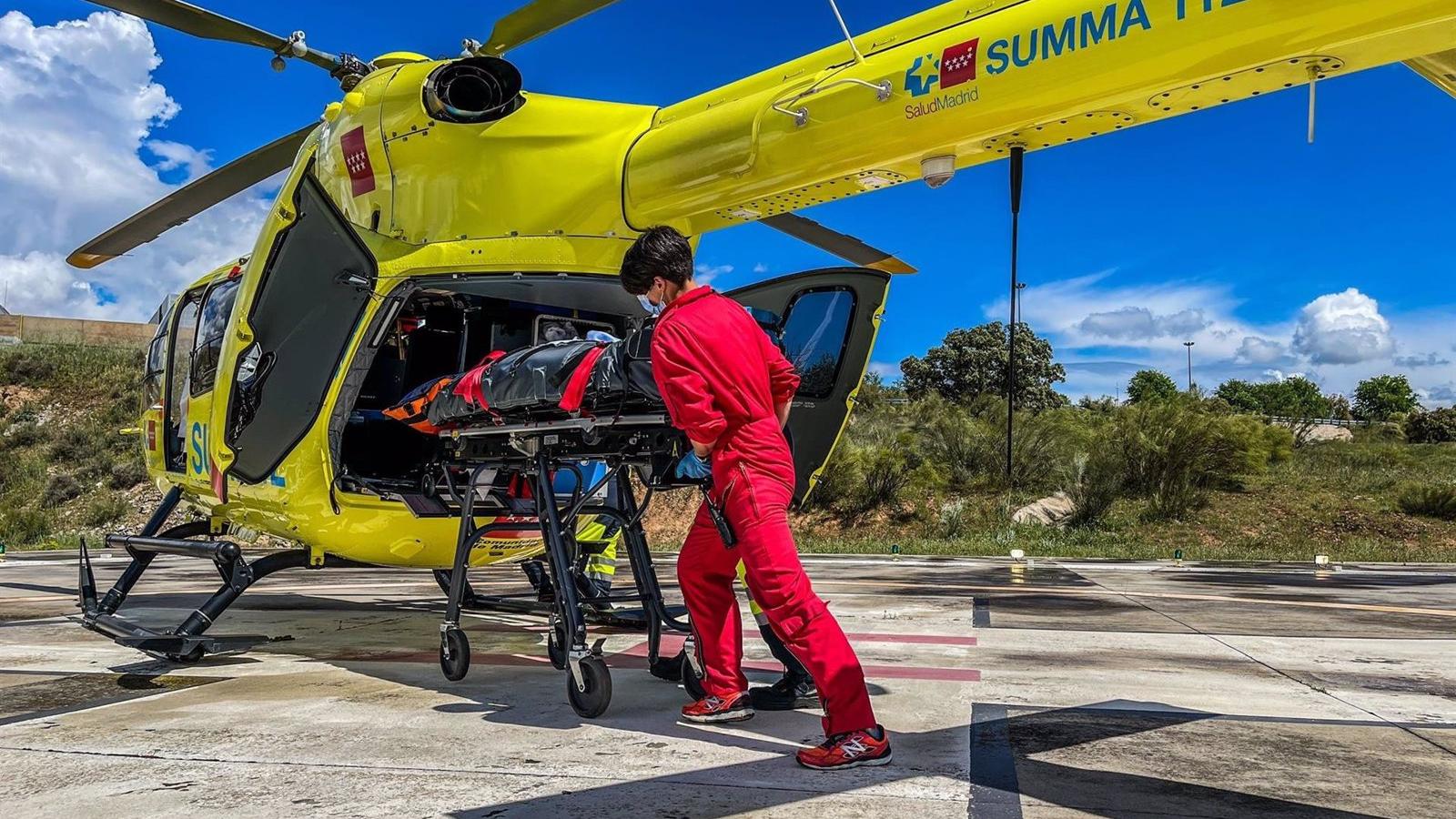 Herido grave un motorista de 15 años al chocar contra un vehículo en una calle de Aranjuez