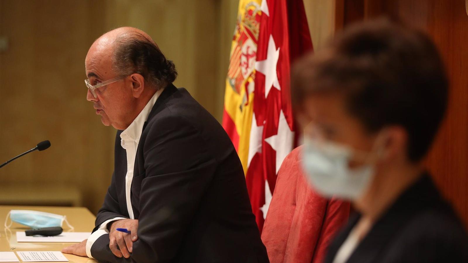 La Comunidad registra una "ligera tendencia descendente" en el número de casos y bate el récord diario de vacunación