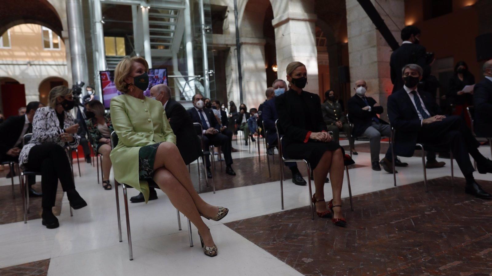 La Comunidad de Madrid premia a 19 personas y entidades "ejemplo de que se puede salir adelante y construir futuro"