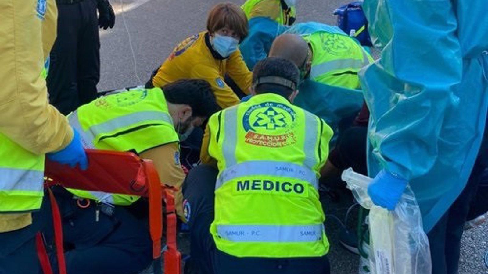 Muy grave un hombre al caerse de su moto en Montecarmelo