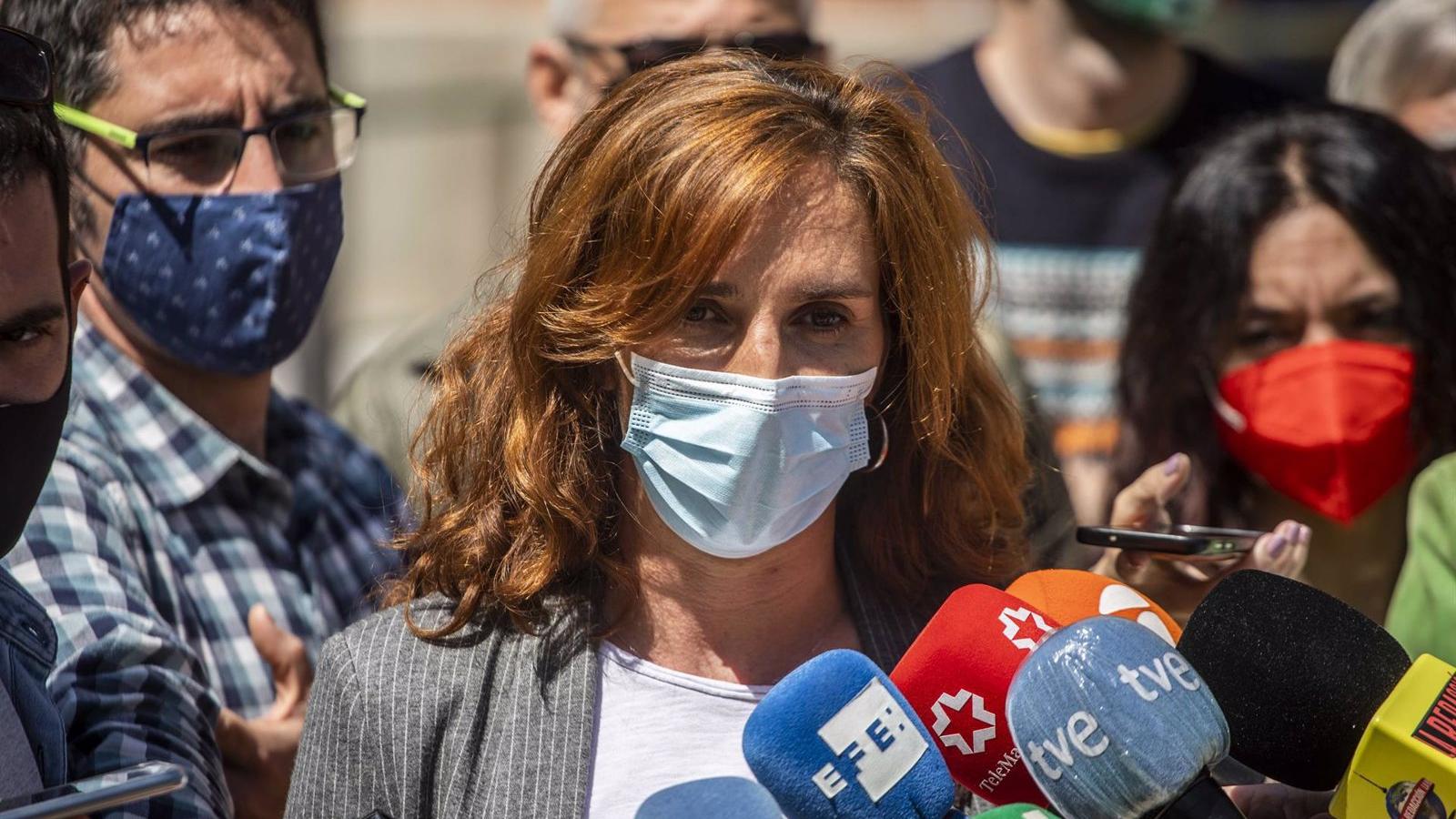 Mónica García ve "injusto" criminalizar a los jóvenes por las aglomeraciones tras decaer el estado de alarma