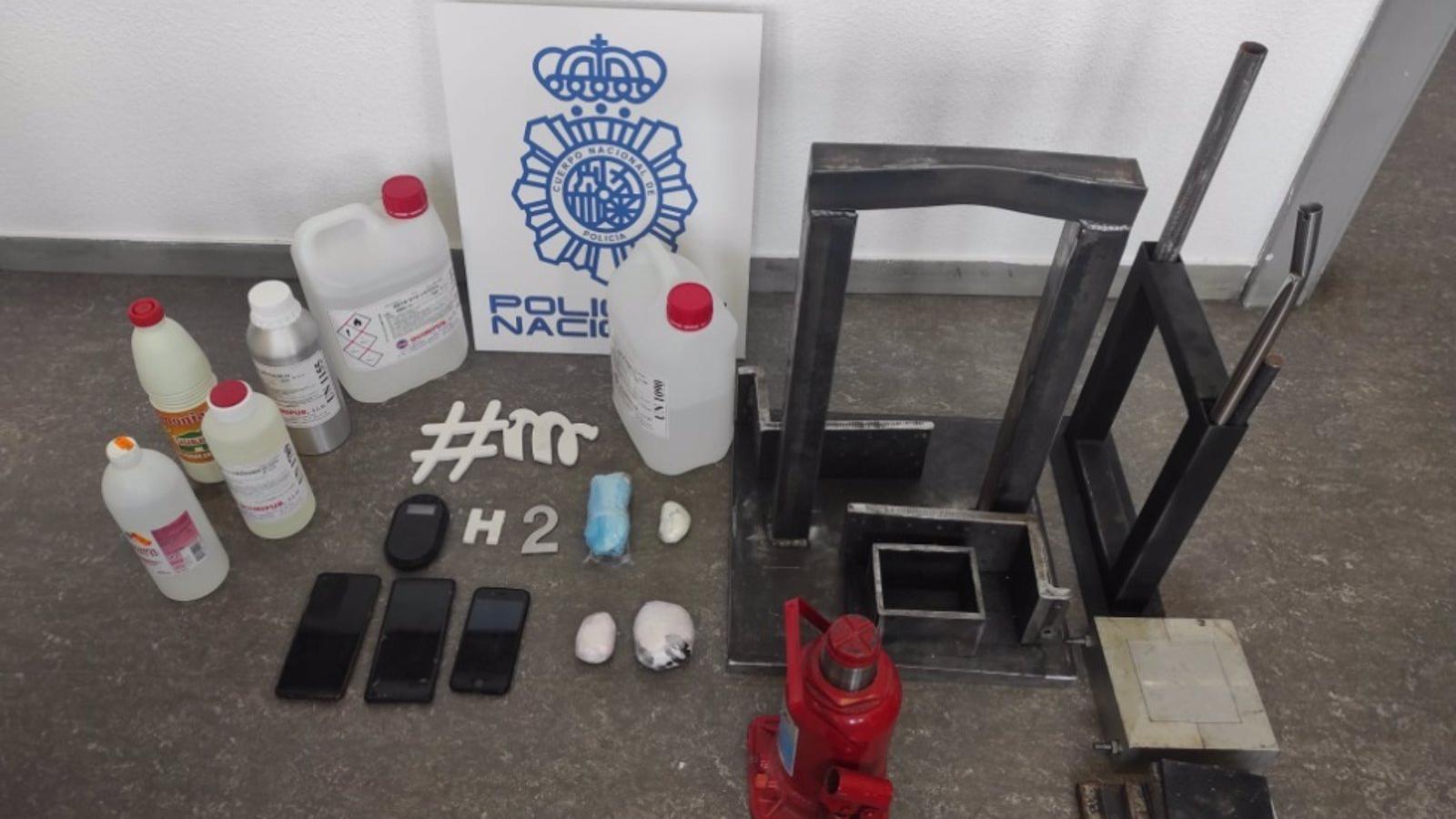 Desmantelado en Parla un centro de adulteración y corte de cocaína que se salda con cuatro detenidos