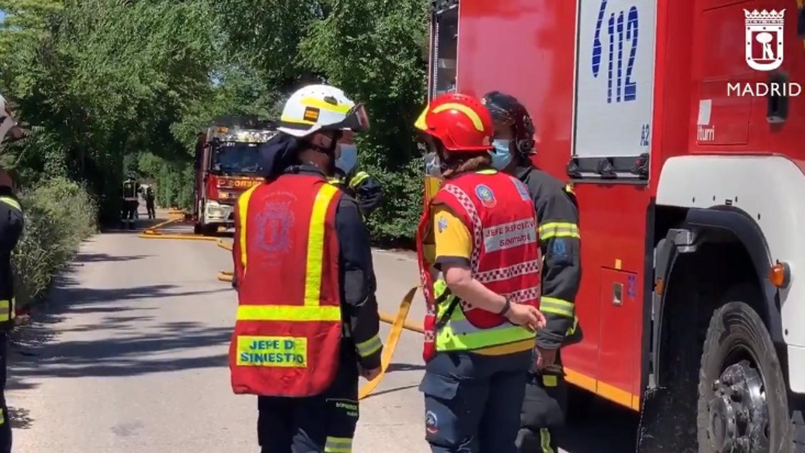 Desalojado un colegio, una estación de Cercanías y tres naves por un importante escape de gas en Villaverde