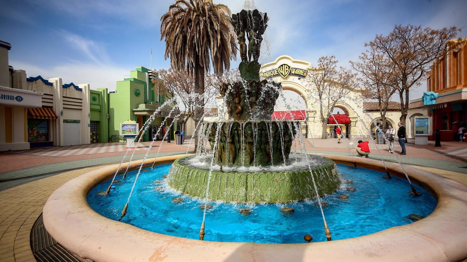 Denuncian la agresión a una madre por defender a su hijo con TEA en el Parque Warner