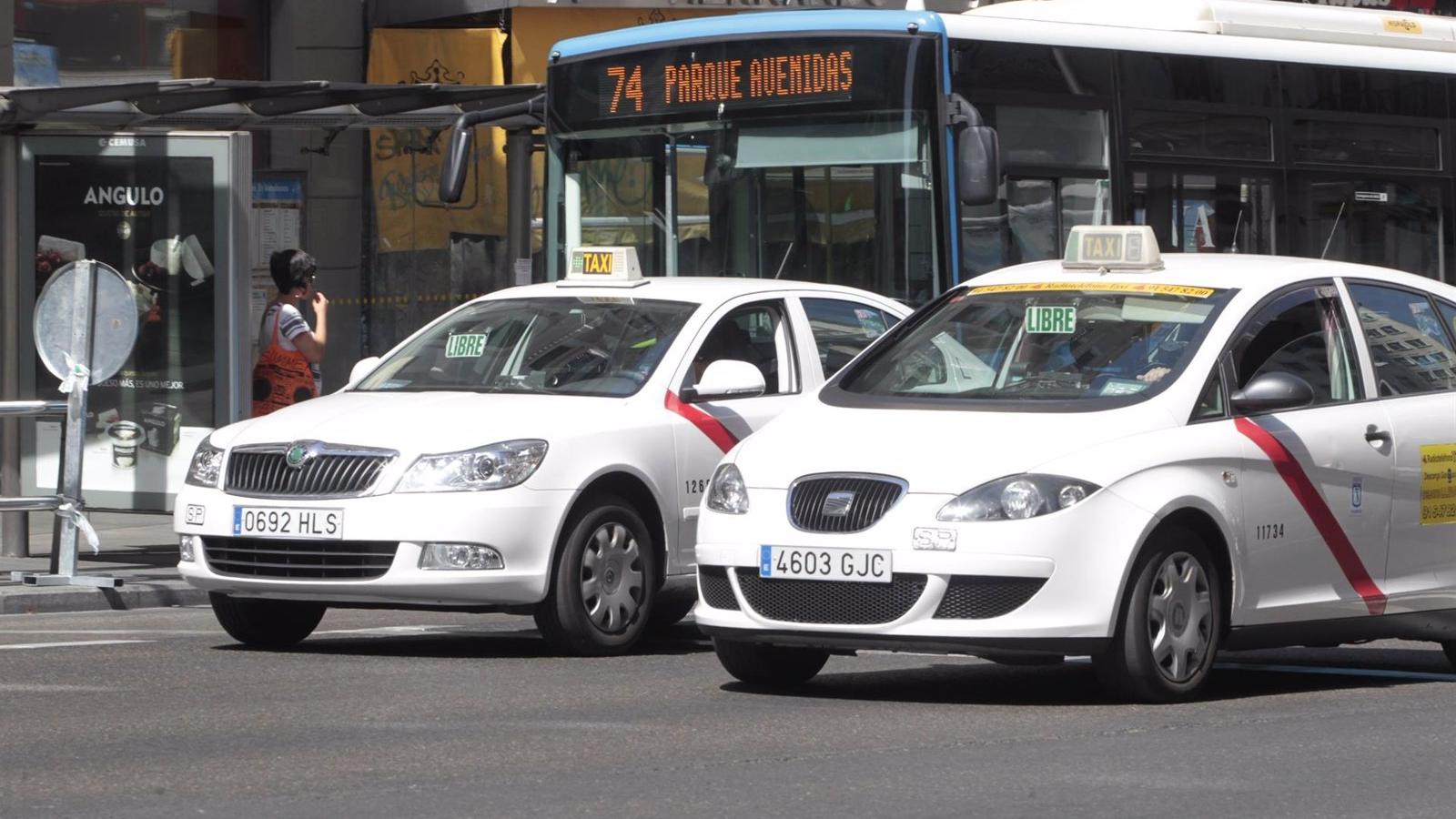 Luz verde a la nueva ordenanza del taxi de Madrid