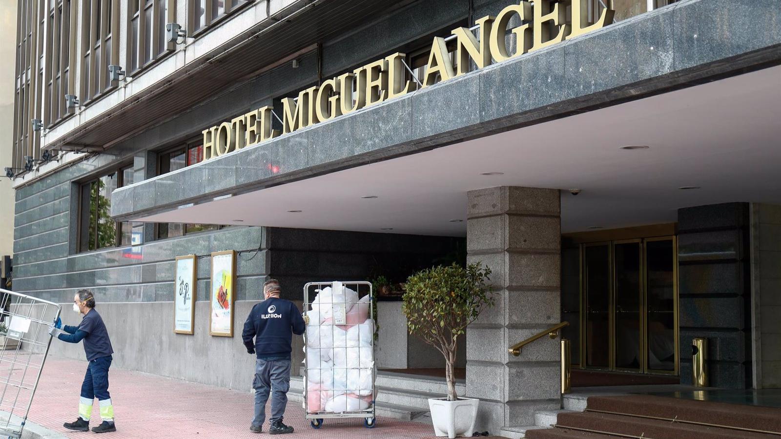 Roban una escultura y tres cuadros, uno de ellos de Sorolla, de una exposición en el hotel Miguel Ángel