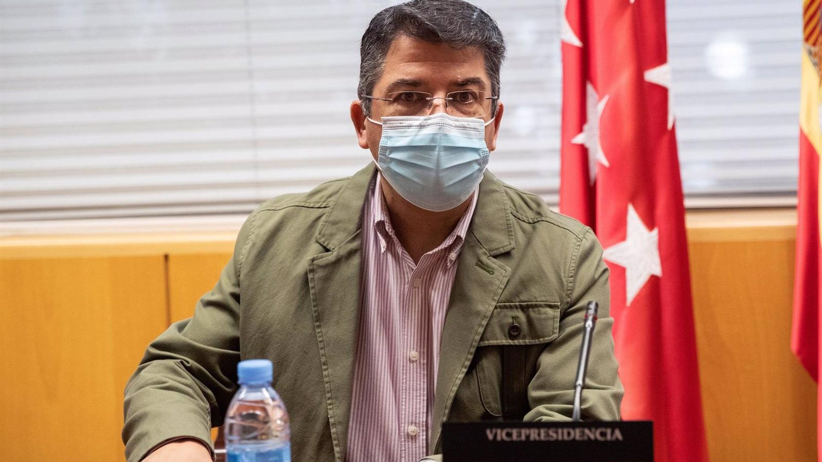 Pedro Muñoz Abrines y Noelia Núñez acompañarán a Serrano en el PP de la Asamblea como portavoces adjuntos