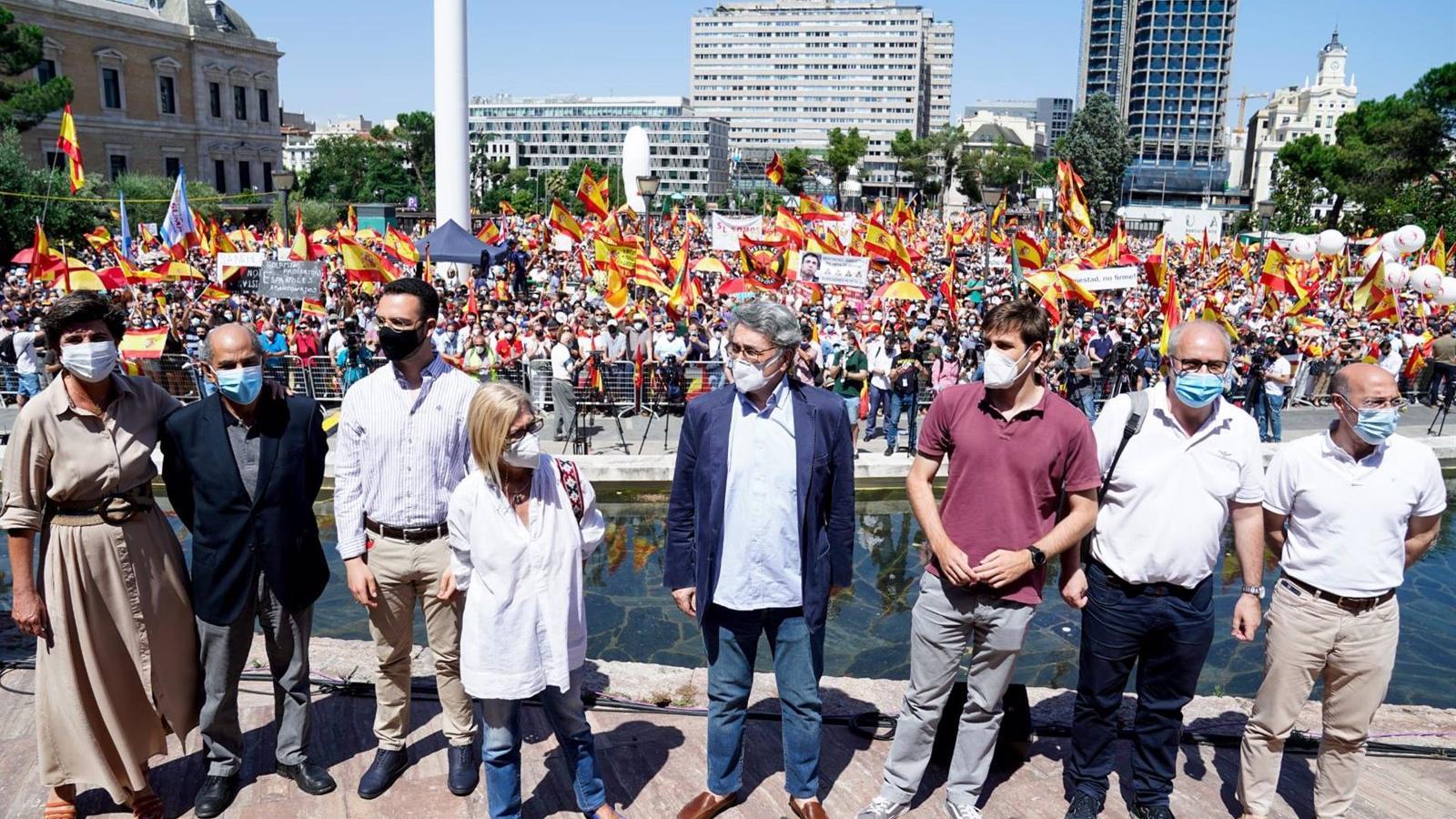 La Policía Municipal eleva a 126.000 los asistentes a la concentración de Colón, frente a los 25.000 de Policía Nacional
