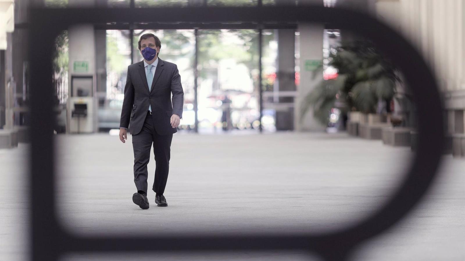 Dos años de Martínez-Almeida en la alcaldía fortalecido por la pandemia y Filomena y con frentes abiertos como Madrid Central