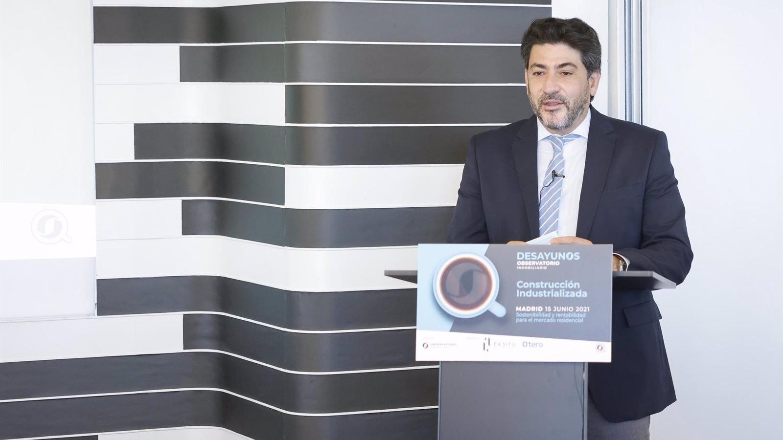 David Pérez reclama de nuevo al Gobierno que presente el decreto de ayudas europeas para la rehabilitación de viviendas