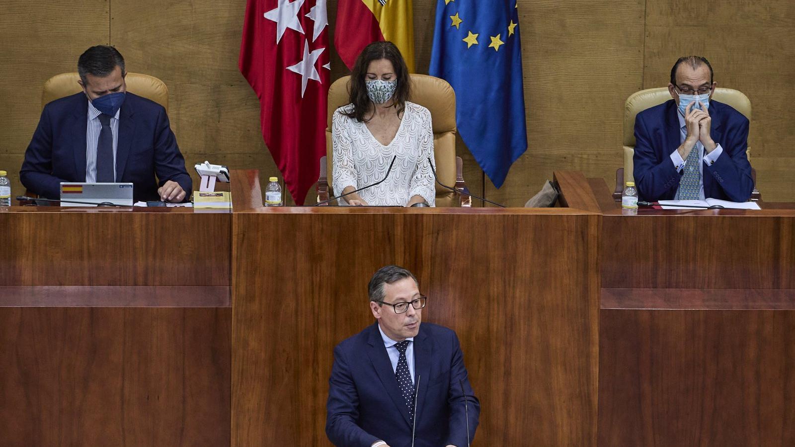 Serrano celebra que tras la toma de posesión de los consejeros empezará "todo nuevamente"