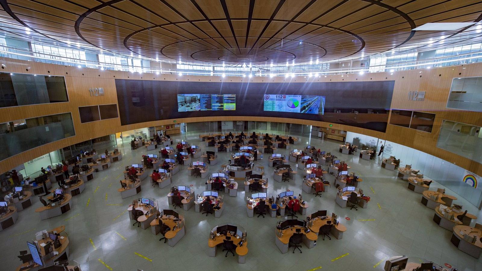 Muere aplastado un operario de limpieza en Rivas al quedar atrapado en el mecanismo del camión