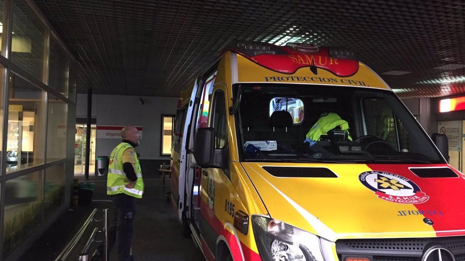 Herido grave un hombre apuñalado en el cuello en un portal de San Sebastián de los Reyes