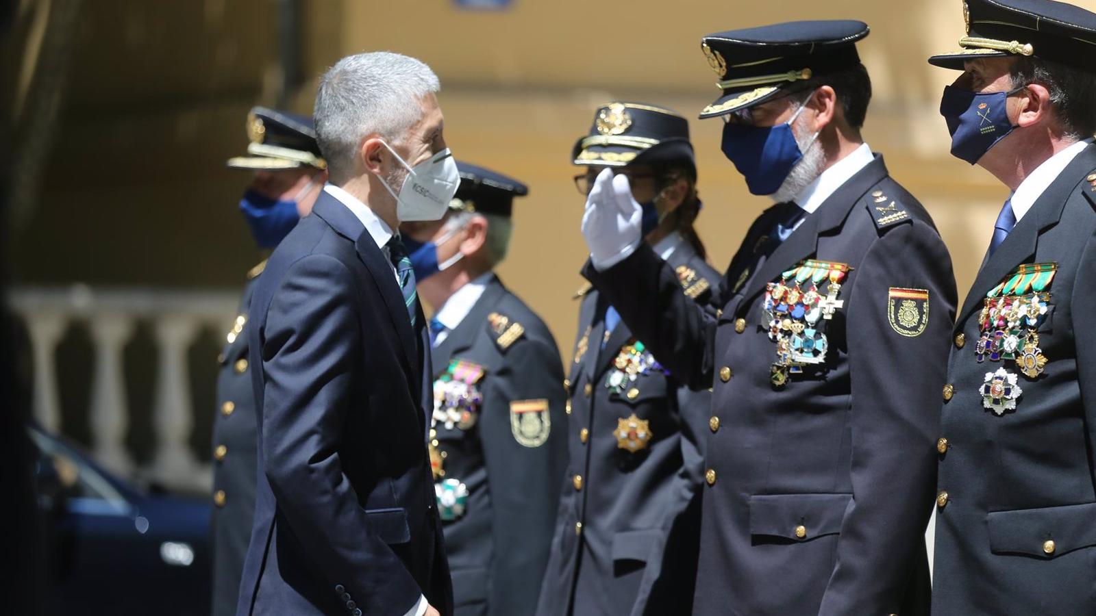 Interior pone a disposición de Almeida agentes de Policía Nacional para luchar contra los botellones, como en San Isidro