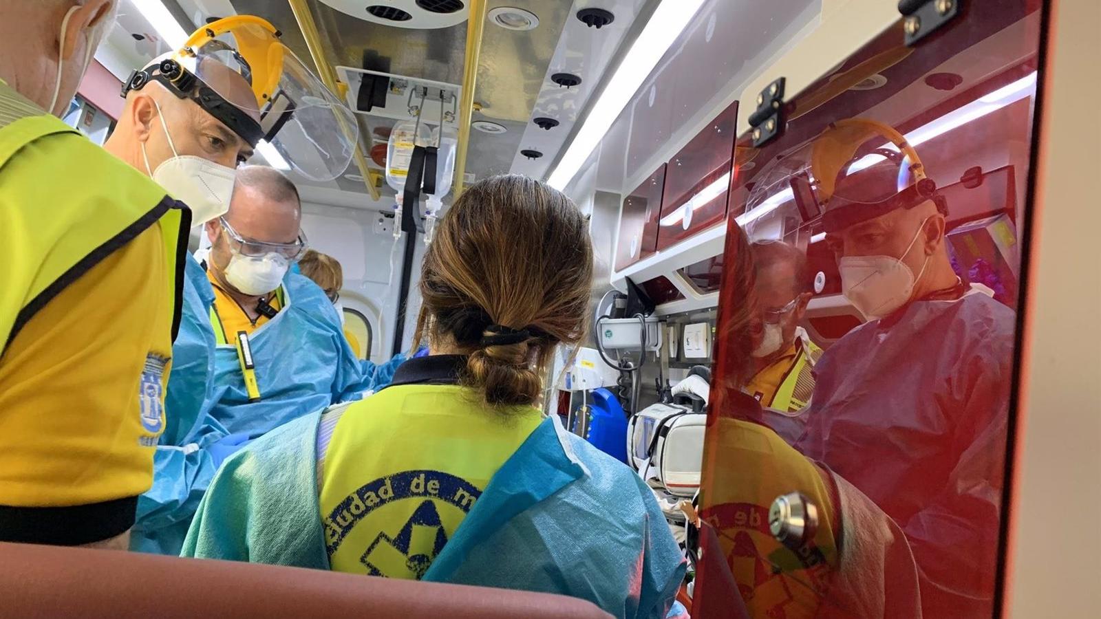 Detenido un hombre tras agredir a su pareja, hospitalizada de gravedad, en un piso de Arganzuela