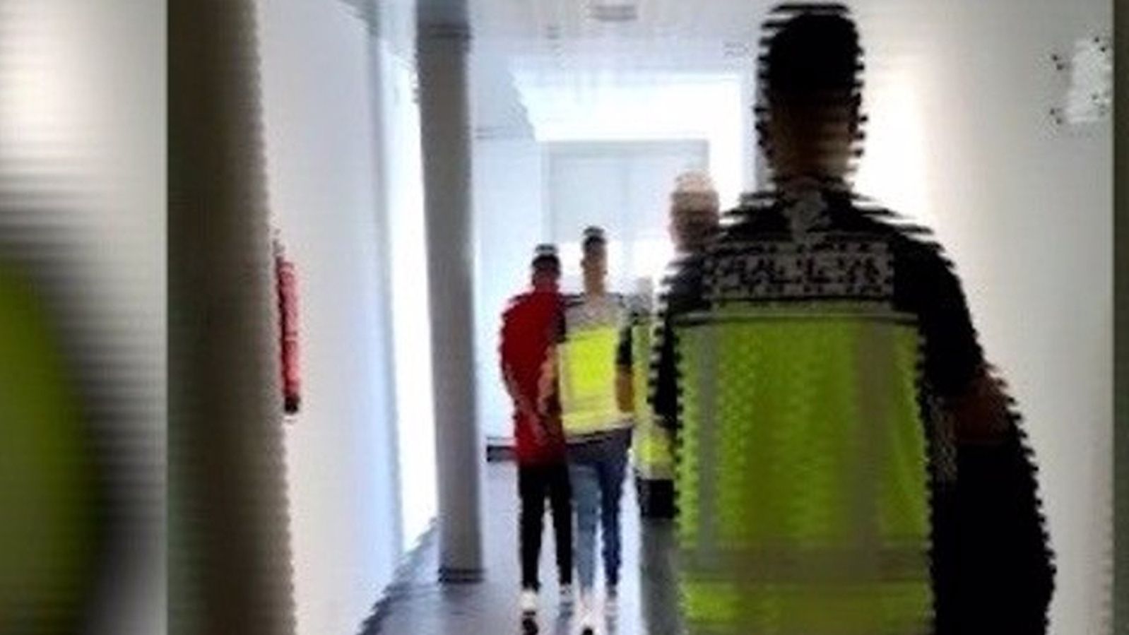 Tres detenidos acusados de intentar matar a un hombre y herir a otro la madrugada del lunes en Usera