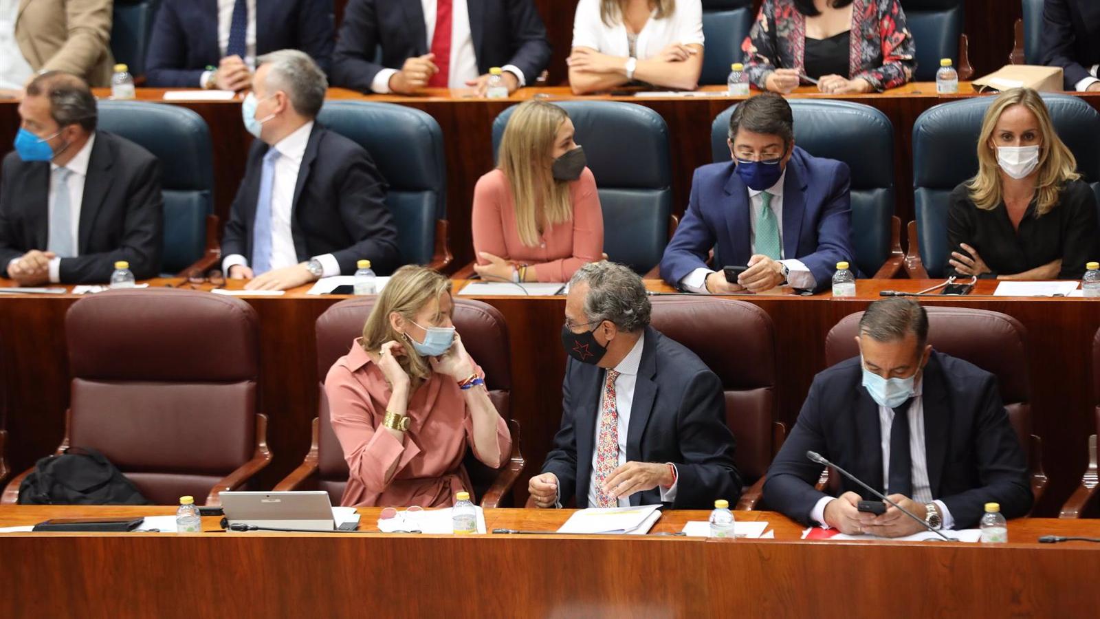 La Comunidad contratará a 6.700 docentes no universitarios para el próximo curso