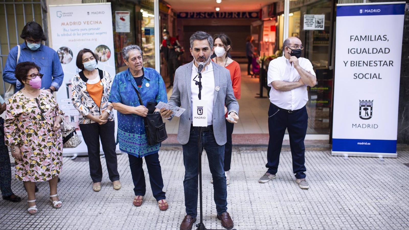 El Ayuntamiento de Madrid habilita 53 plazas para mujeres sin hogar o a punto de llegar a esta situación