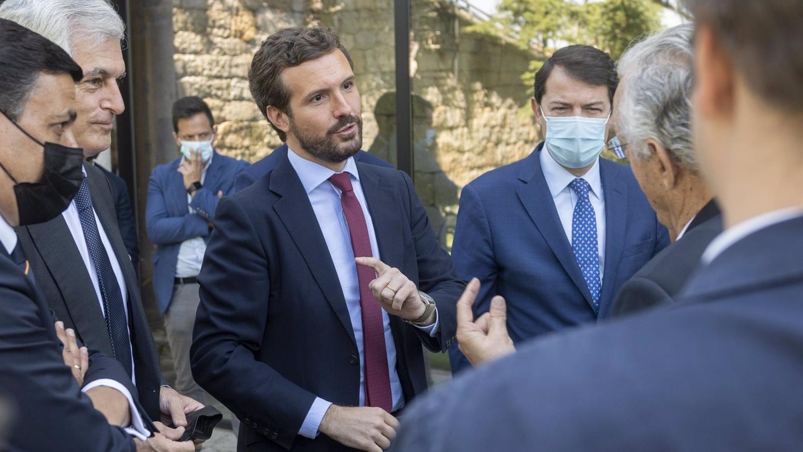Casado anuncia que sustituirá la Ley de Memoria por una de Concordia "en positivo" si llega a Moncloa