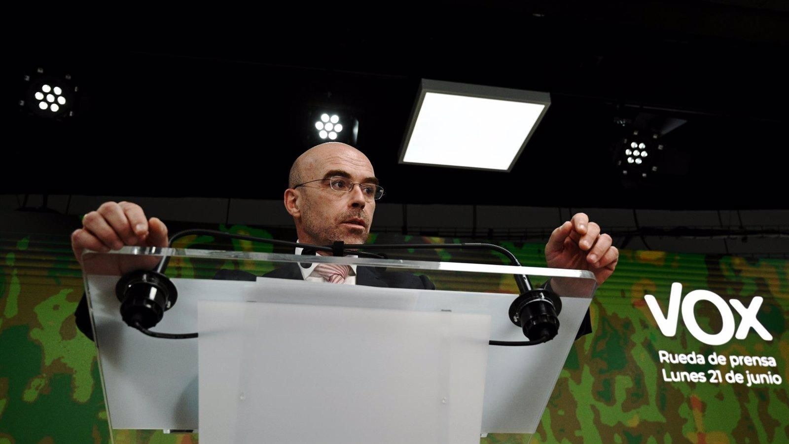 Vox carga contra la ley de Memoria: "Rechazamos cualquier tipo de verdad oficial, los gobiernos no dictan la historia"