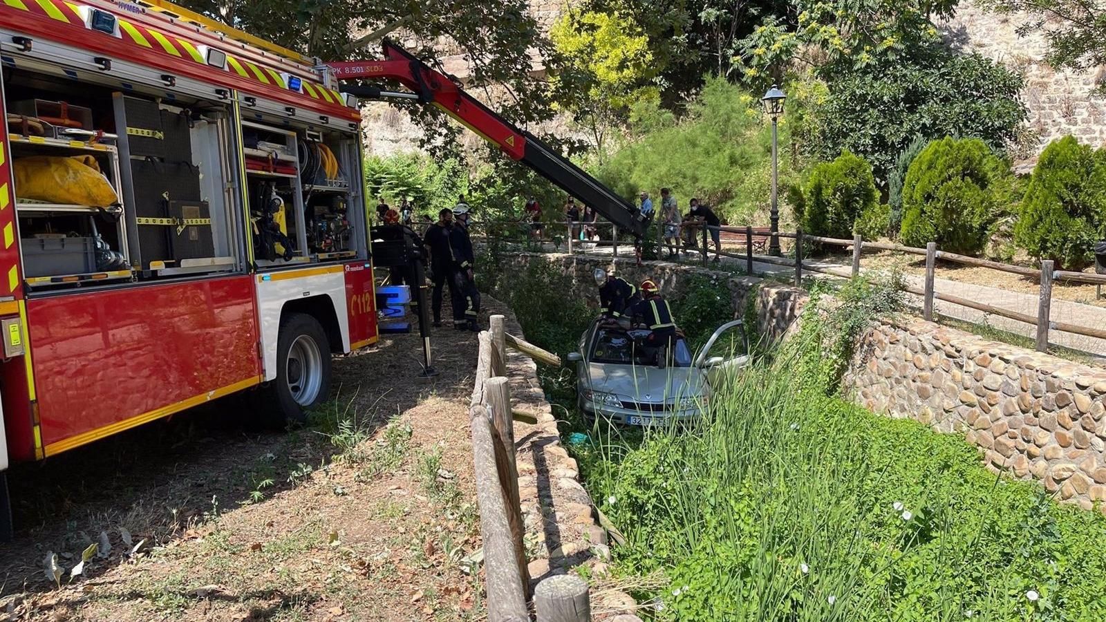 En estado grave un anciano de 91 años tras ser atropellado por su propio vehículo en Talamanca