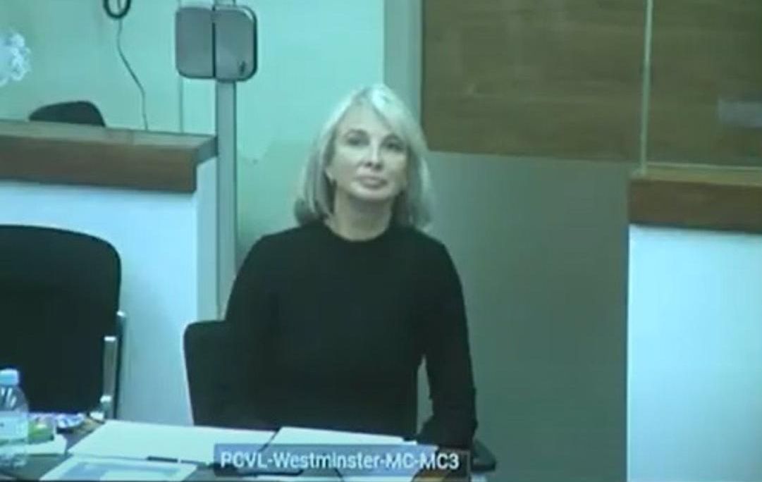 Corinna demanda a Juan Carlos I ante justicia londinense y pide que no se acerque a 150 metros de sus residencias