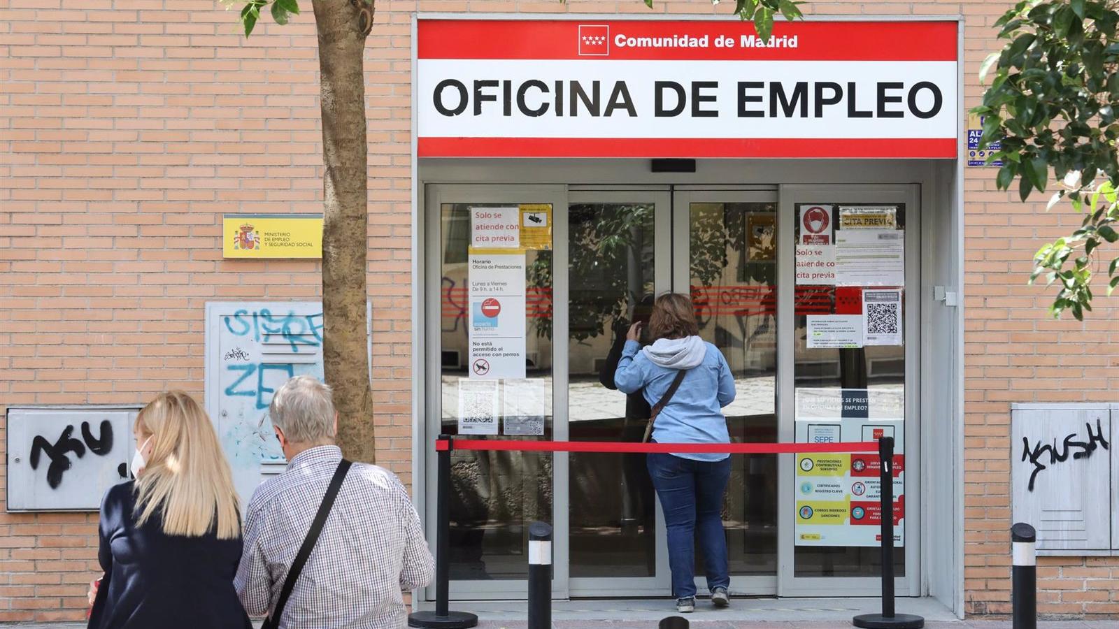 El paro en la Comunidad de Madrid baja en 4.560 personas en julio, un 1,09% menos