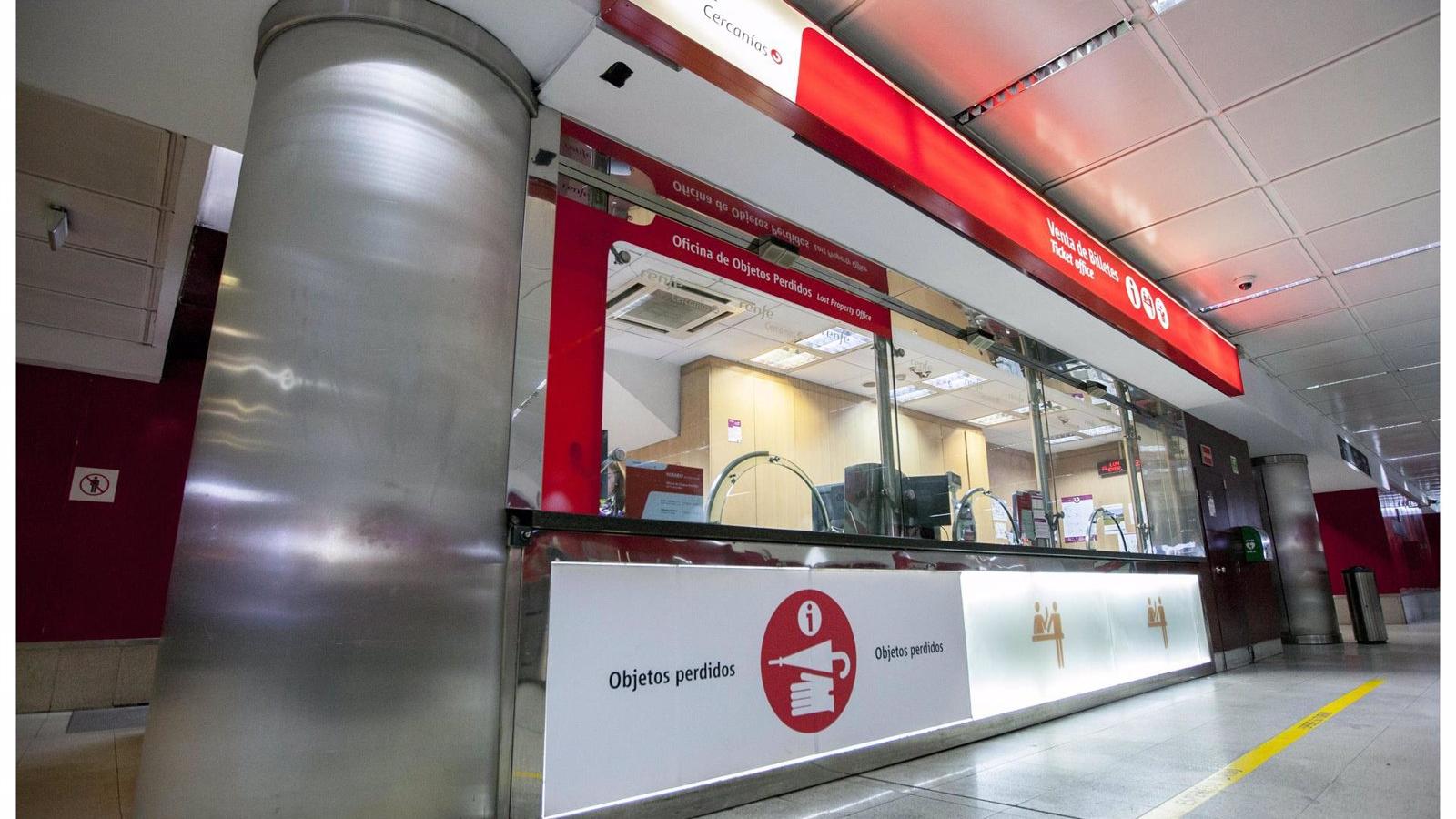 Cercanías conservará dos meses los objetos perdidos en trenes y estaciones de Madrid y después los entregará al Ayuntamiento