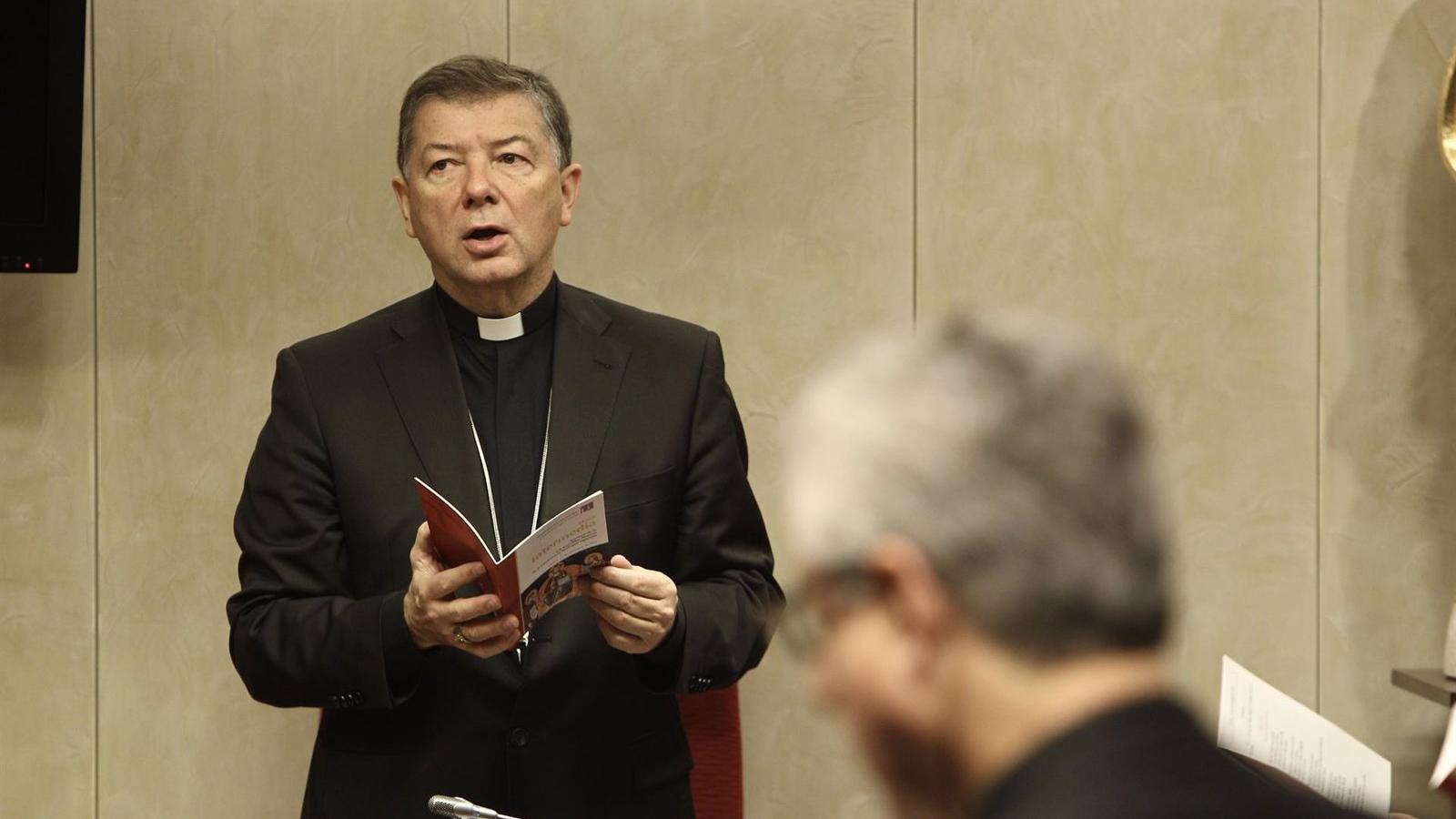 La ley de eutanasia es "ideológica" y pone al paciente ante un "dilema falso", lamenta el obispo auxiliar de Madrid