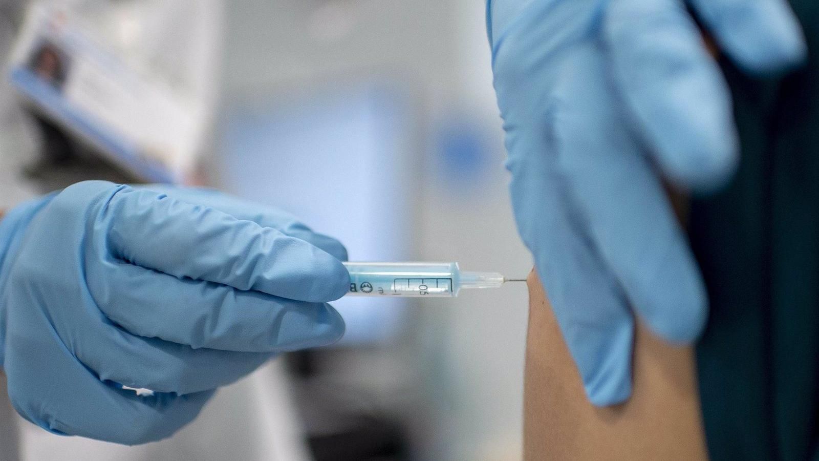 Más de 13.000 personas se han vacunado sin cita previa en horario nocturno