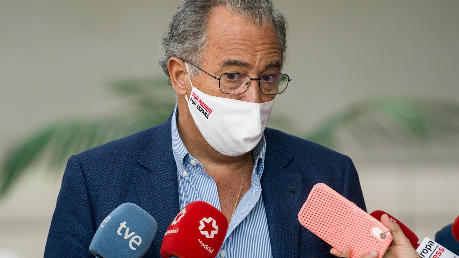 Ossorio ve "imposible" mantener en los centros educativos las ratios de la pandemia