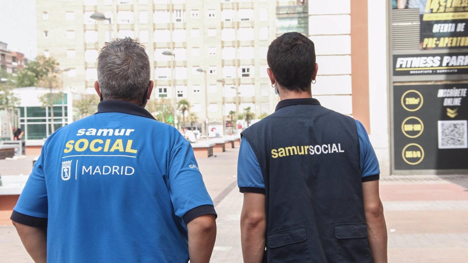 El Samur Social atendió a 324 personas sin hogar y llamó a más de 40.000 personas mayores durante la ola de calor