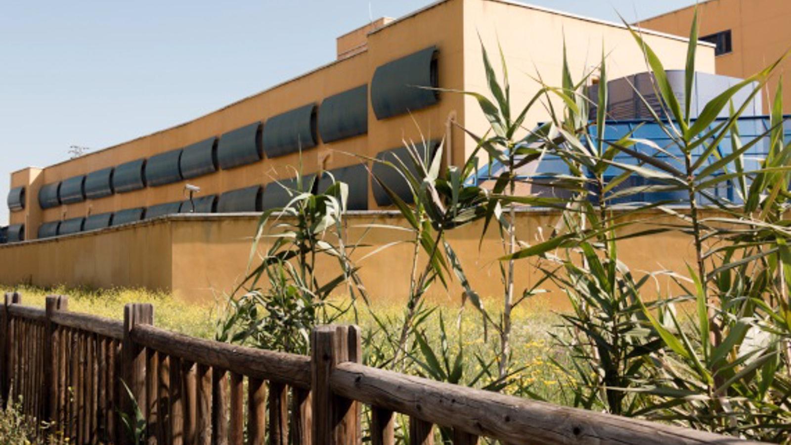 Cierra a visitas el CIE de Aluche por un brote de Covid, con 6 positivos