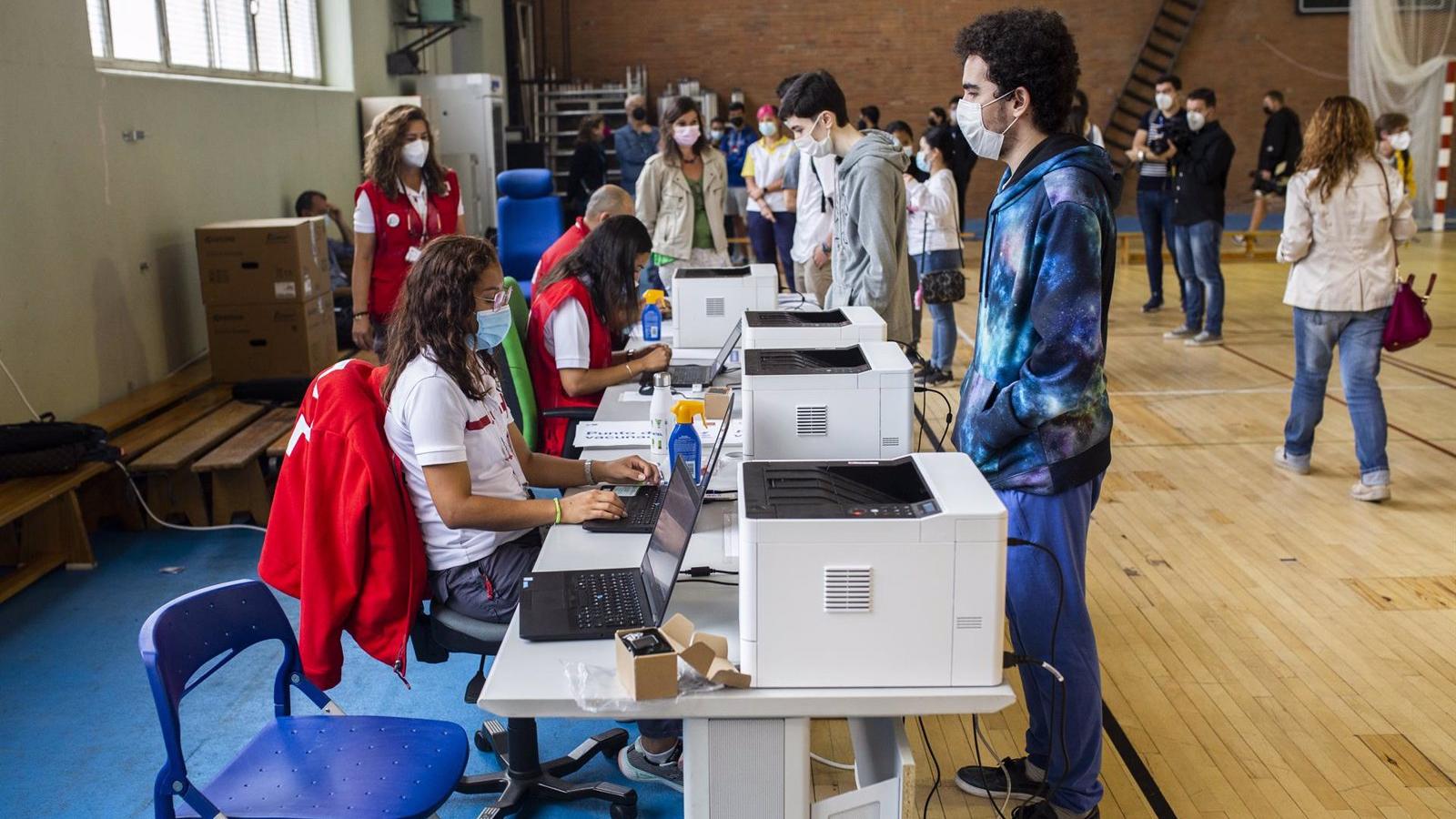Más de 1.500 jóvenes se han vacunado en las universidades, un 70% con primeras dosis