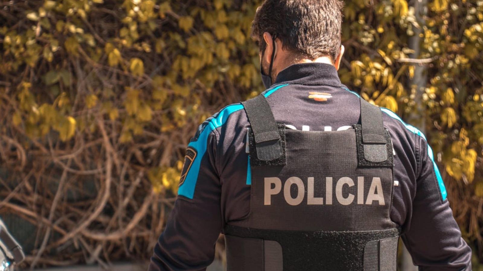 Detenidos dos cazadores furtivos en Manzanares que portaban las cabezas de cuatro machos monteses