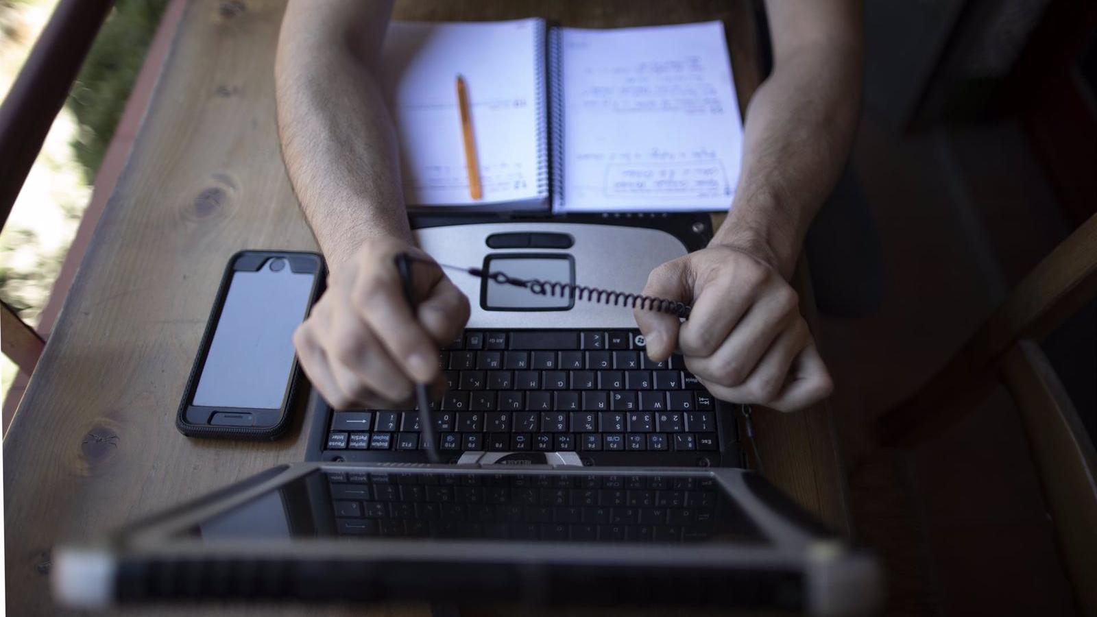 El fin de las restricciones reduce el teletrabajo en un 8,9% en la región en el segundo trimestre, según Adecco