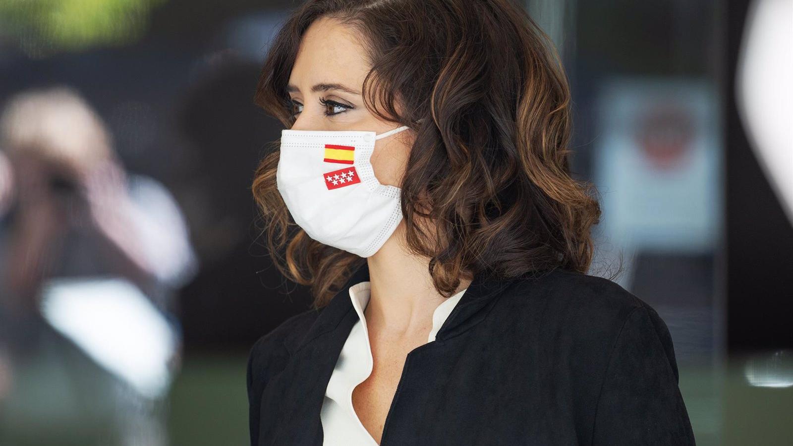 Díaz Ayuso defiende a Casado  como "el líder indiscutible" del PP y "el cambio" que necesita España