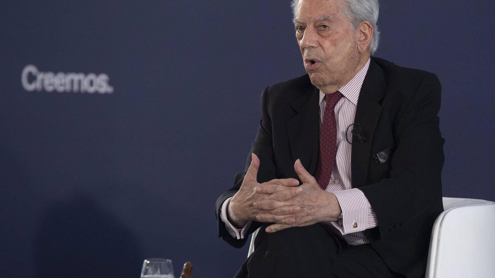 Martínez-Almeida celebra que Vargas Llosa quiera votar al PP, un "referente" intelectual y cultural: "Estamos en el buen camino"