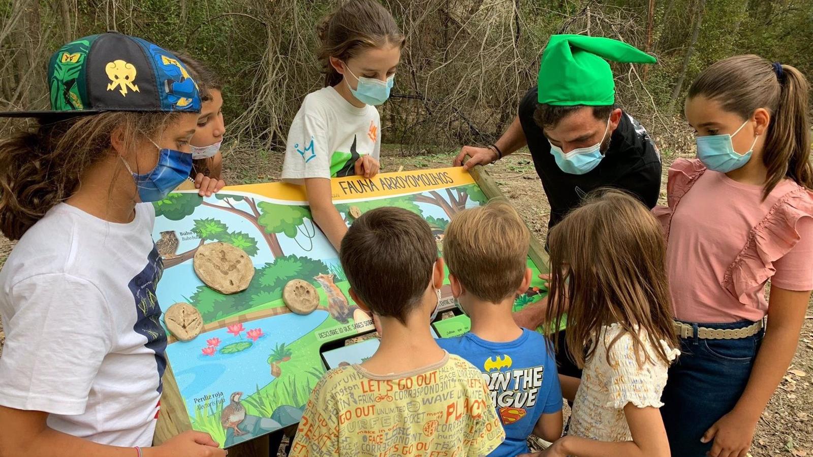 Senda Mágica', un recorrido para descubrir la naturaleza y concienciar sobre el medioambiente en Arroyomolinos