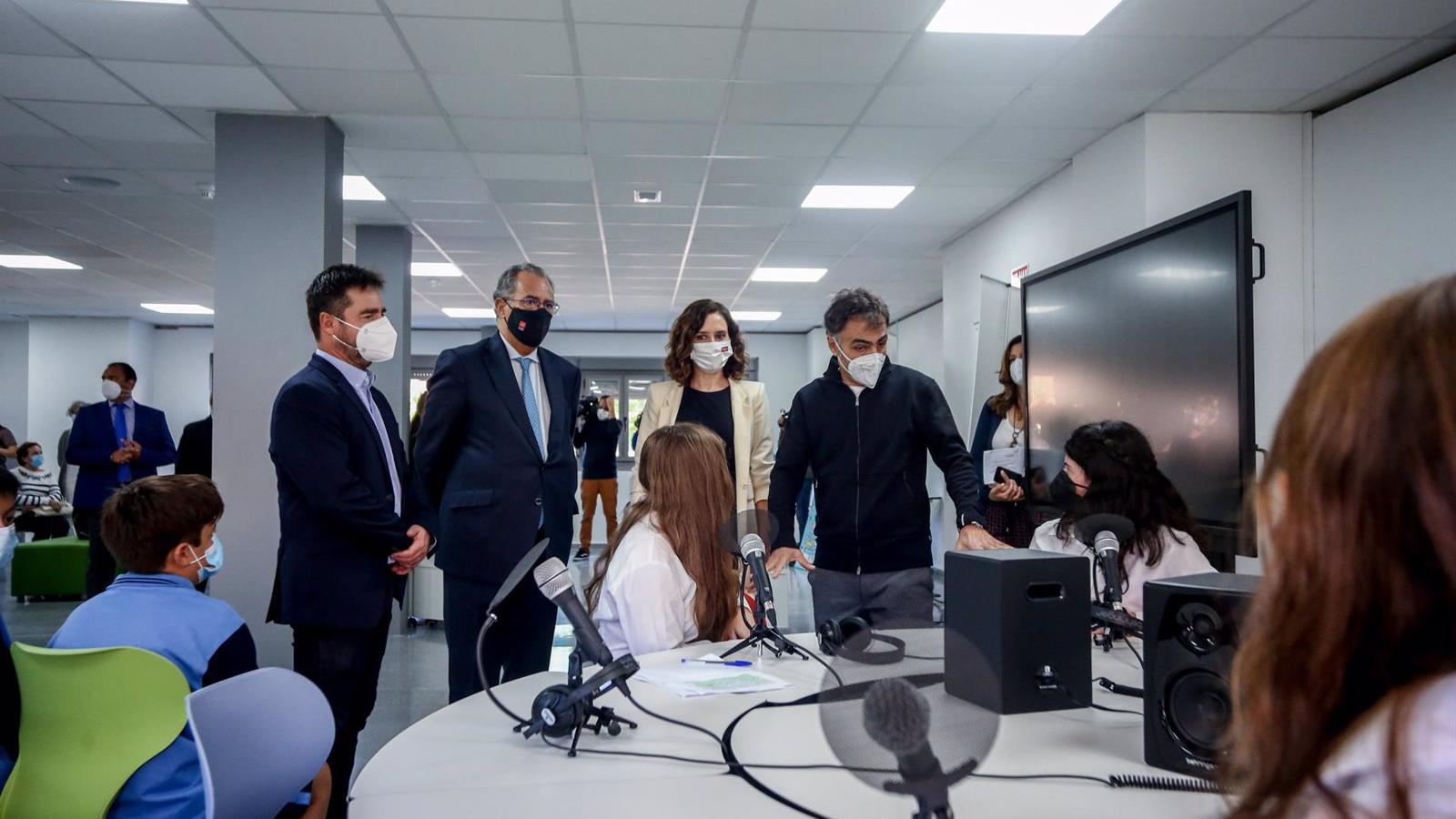 La Comunidad pide no confiarse con la pandemia y apela a la responsabilidad de lo jóvenes con el botellón