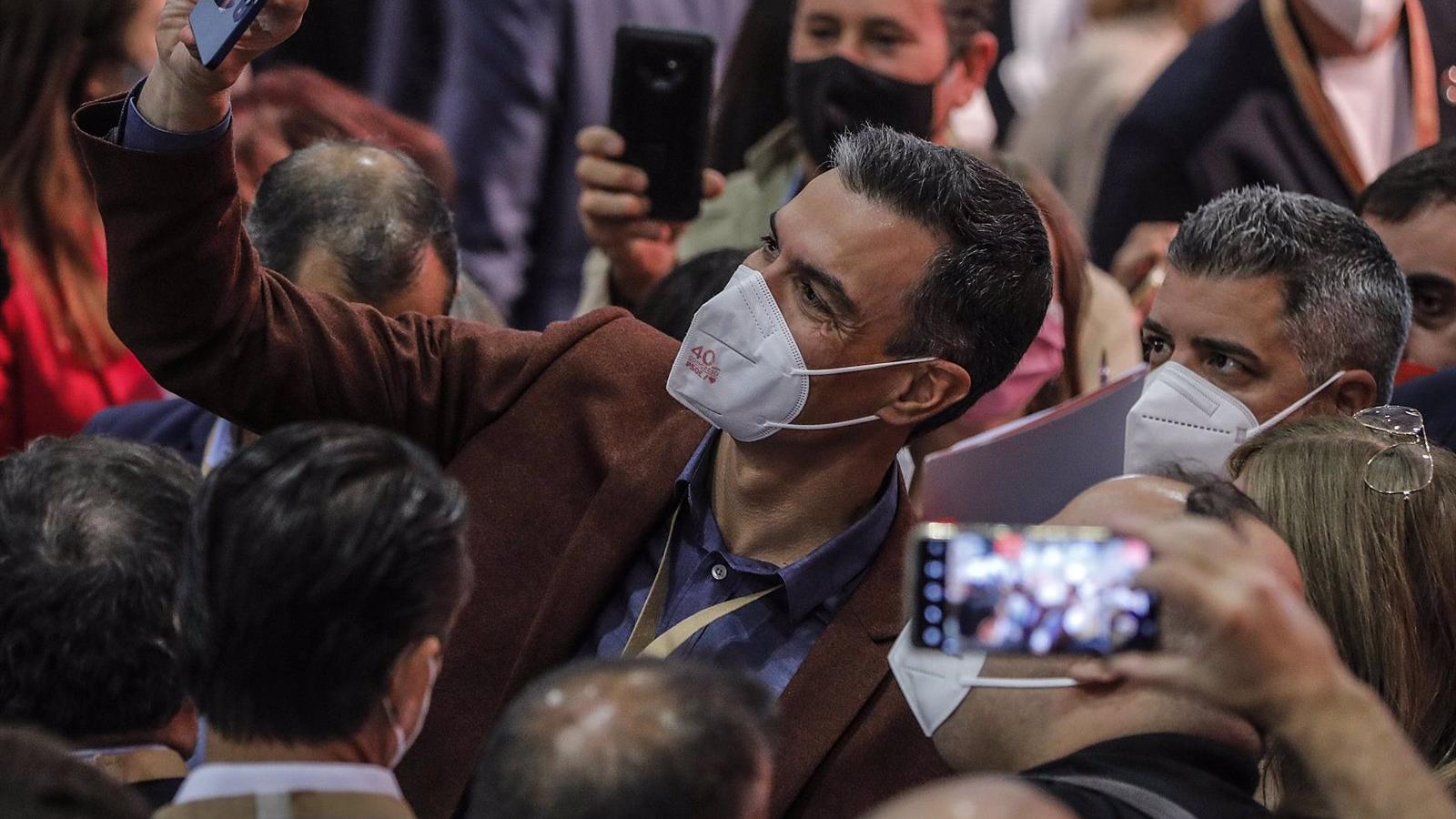 Sánchez logra un apoyo de casi el 95% a su nueva Ejecutiva en el 40º Congreso Federal del PSOE