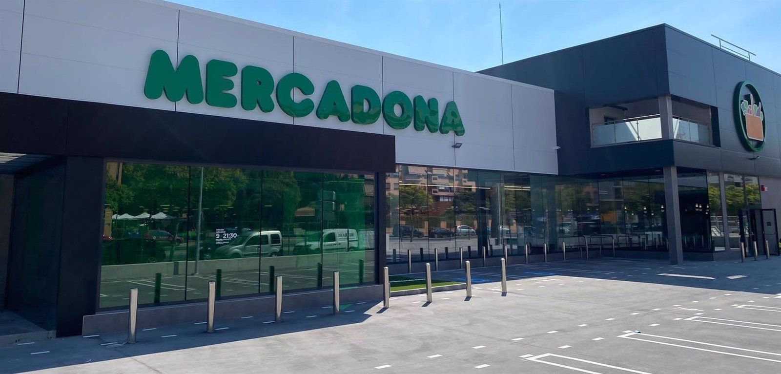 Mercadona estrena nueva tienda con mejoras a nivel medioambiental, tecnológico y de servicio en Villanueva de la Cañada