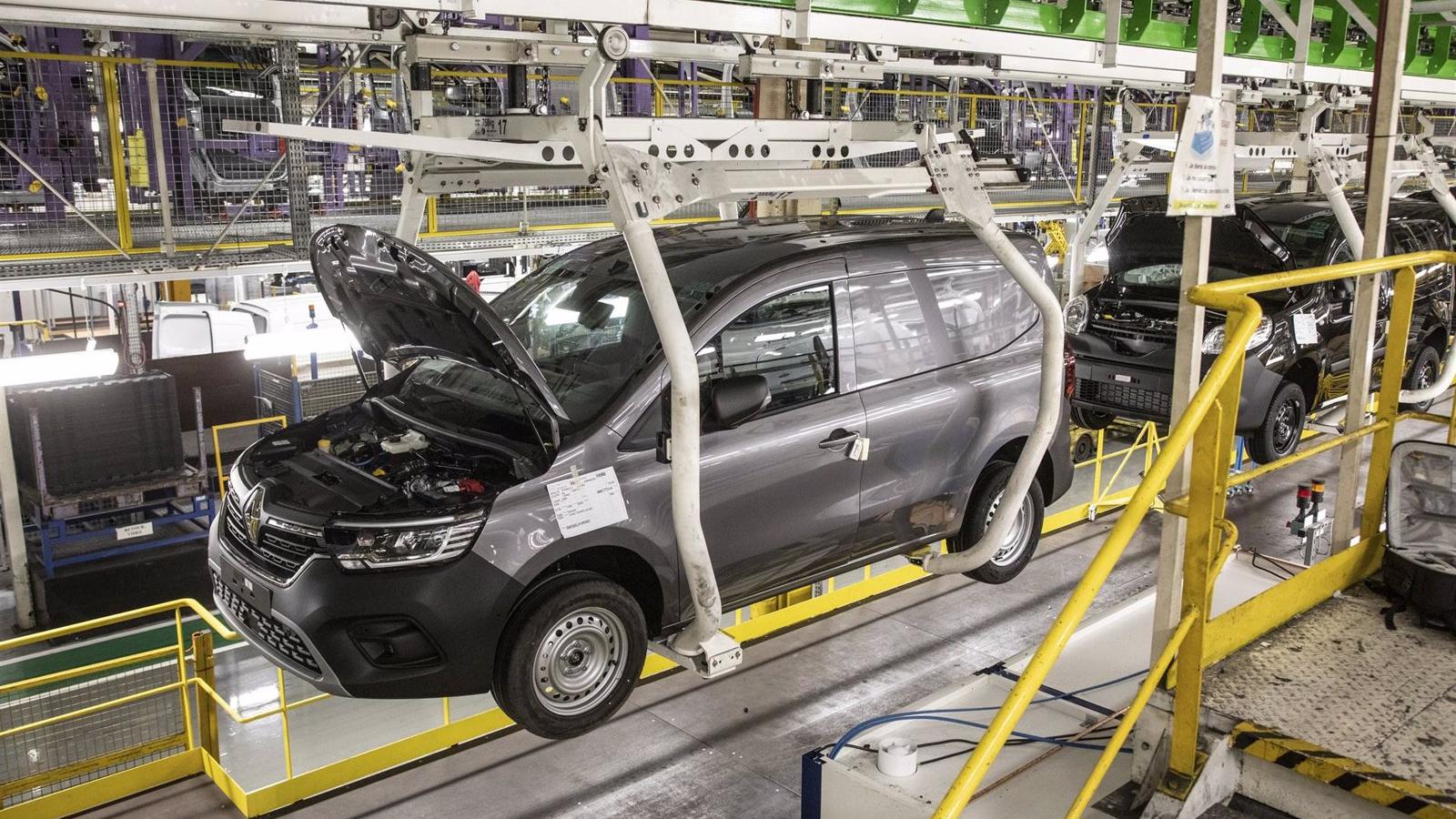 La facturación de la industria madrileña se dispara un 22,4% en agosto, cinco puntos más que la media nacional